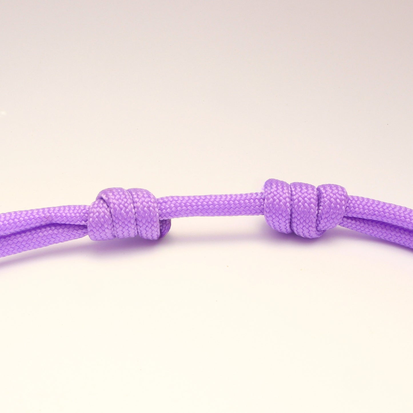 COLLAR MORADO
