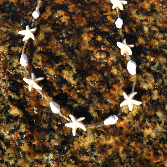 COLLAR CONCHITAS Y ESTRELLAS